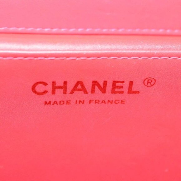 CHANEL Vanity Cosmetic Pouch Enamel Pink CC - Picture 12 of 15
